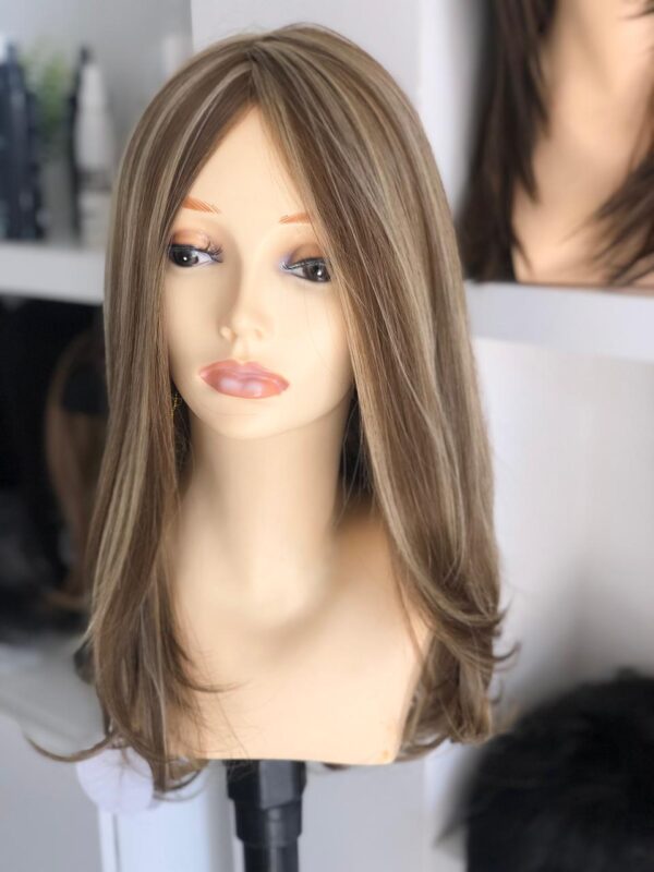 Peluca HD LaceFront 18" color 10RH16